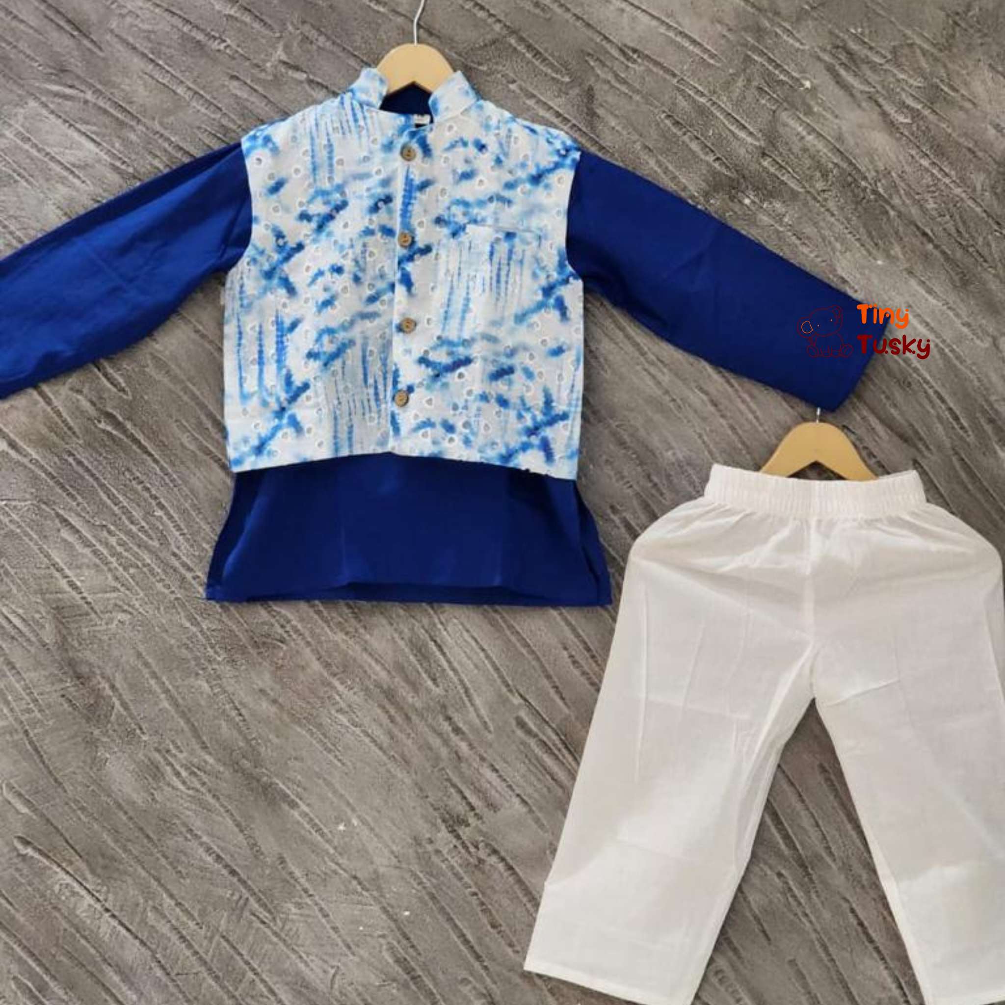 Cotton Blue Kurta Set With Tie And Dye Jacket